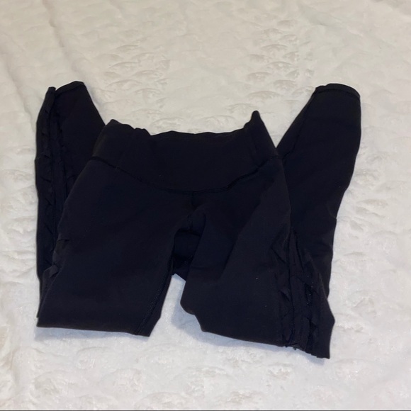 Lululemon leggings - Picture 3 of 4